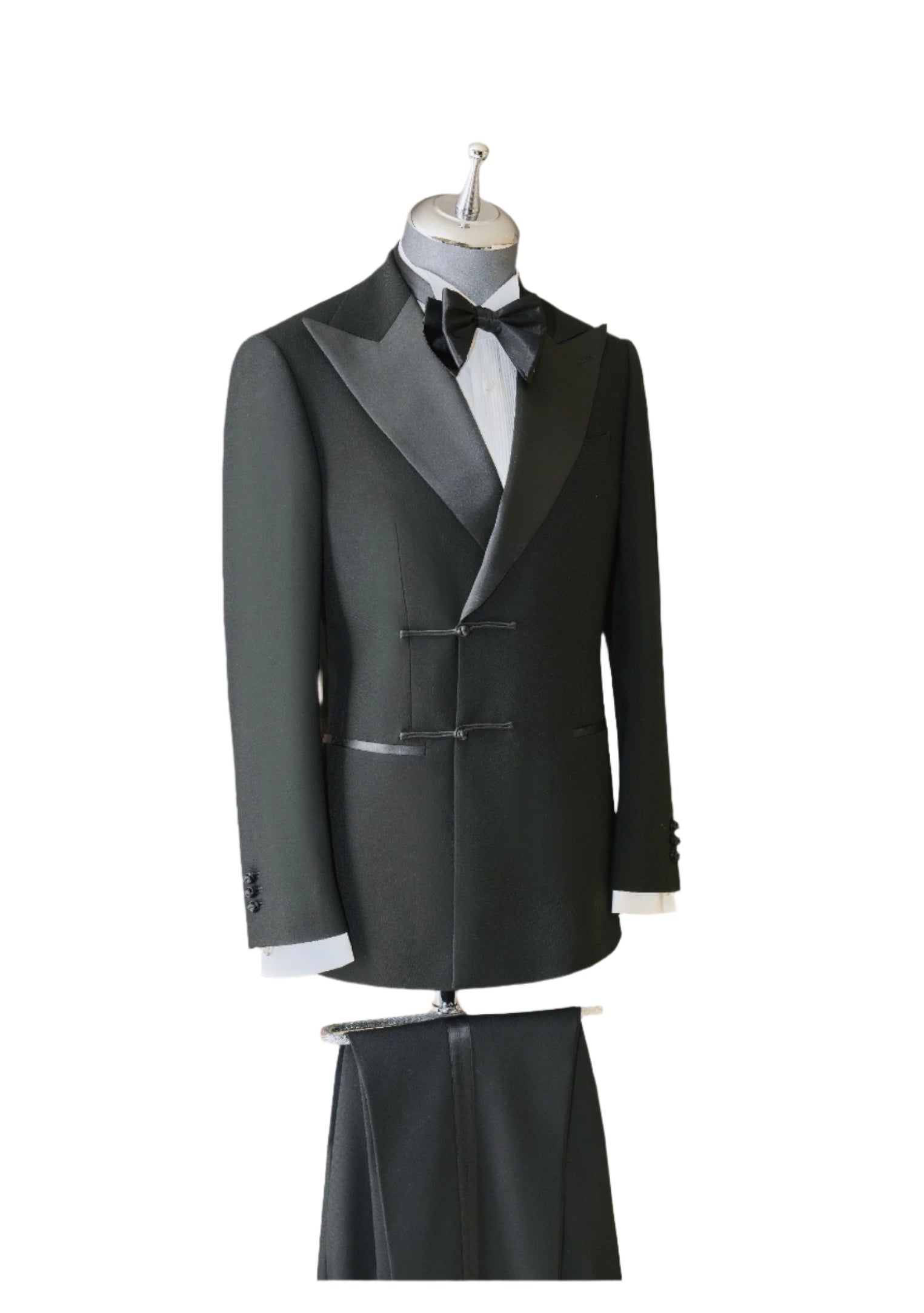 Mohoka Tuxedo